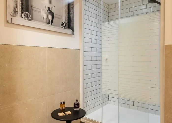 Apartman Loft Rare Avec Patio Chic - Tour Eiffel Párizs